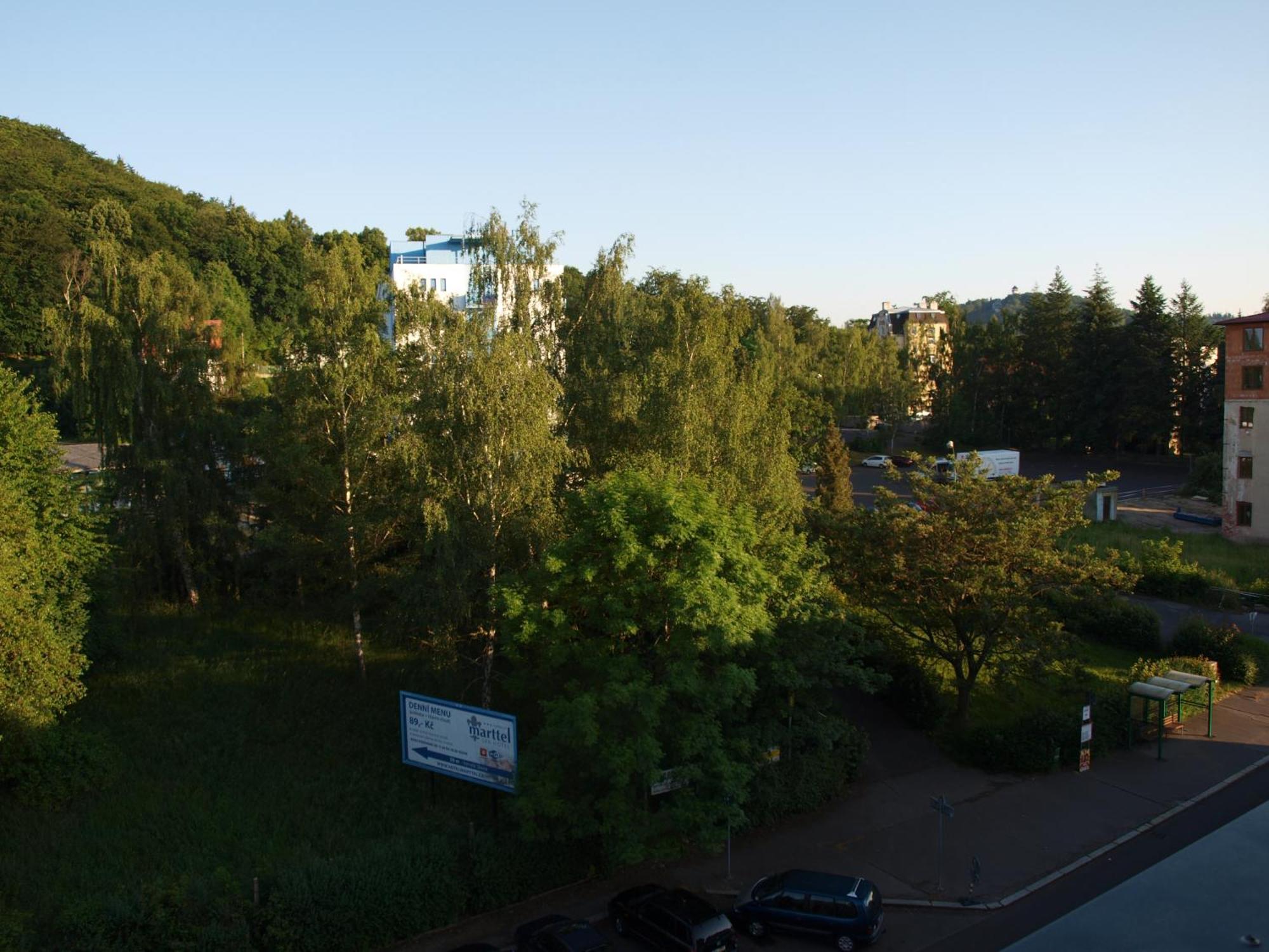 Apartman Drahovice カルロヴィ・ヴァリ エクステリア 写真