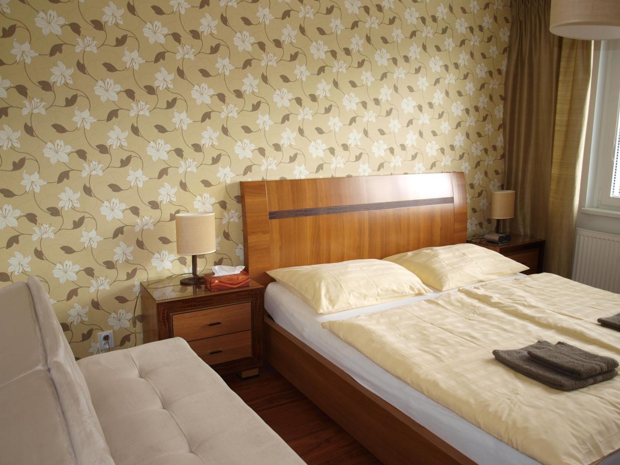 Apartman Drahovice カルロヴィ・ヴァリ エクステリア 写真
